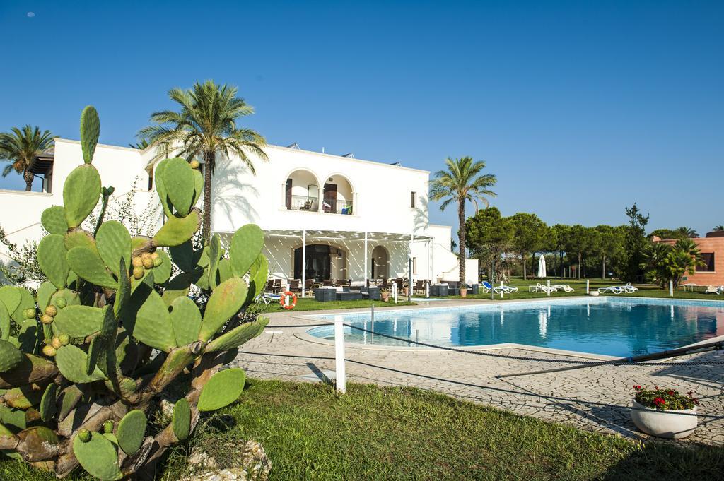 Amaregold Tenuta La Baronessa Resort Tuglie Dış mekan fotoğraf